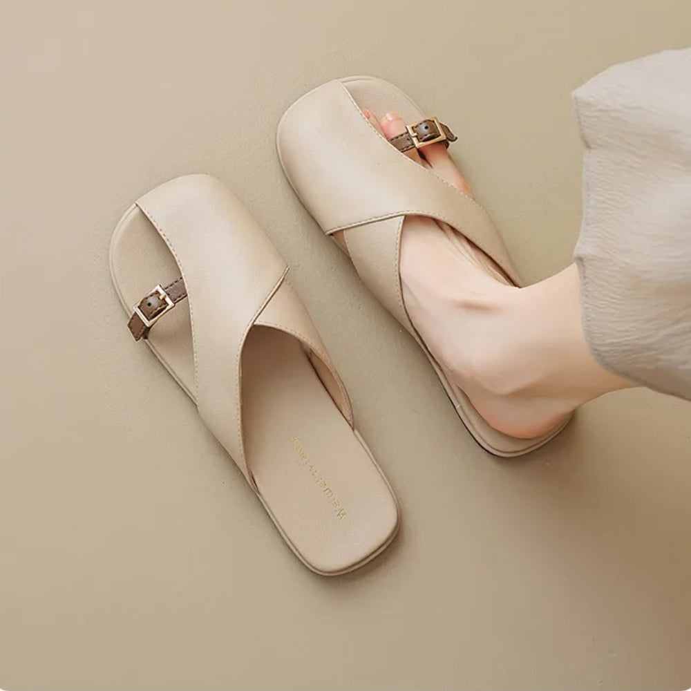 Nefari Crossover Sculpted Sandals