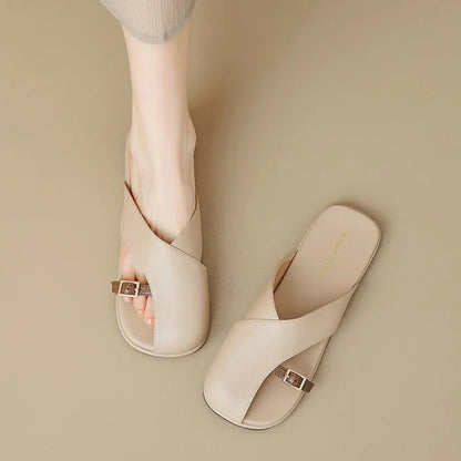 Nefari Crossover Sculpted Sandals