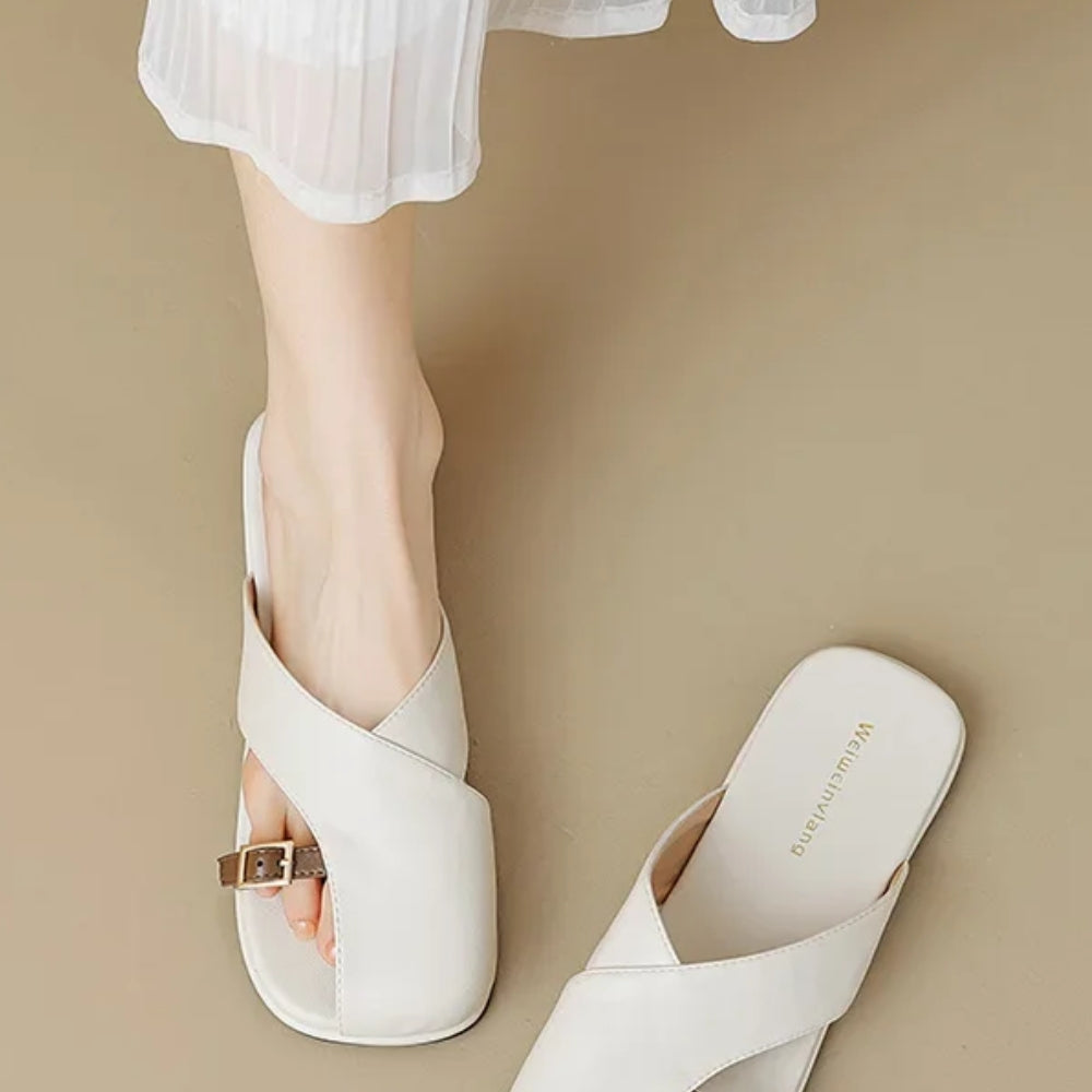 Nefari Crossover Sculpted Sandals