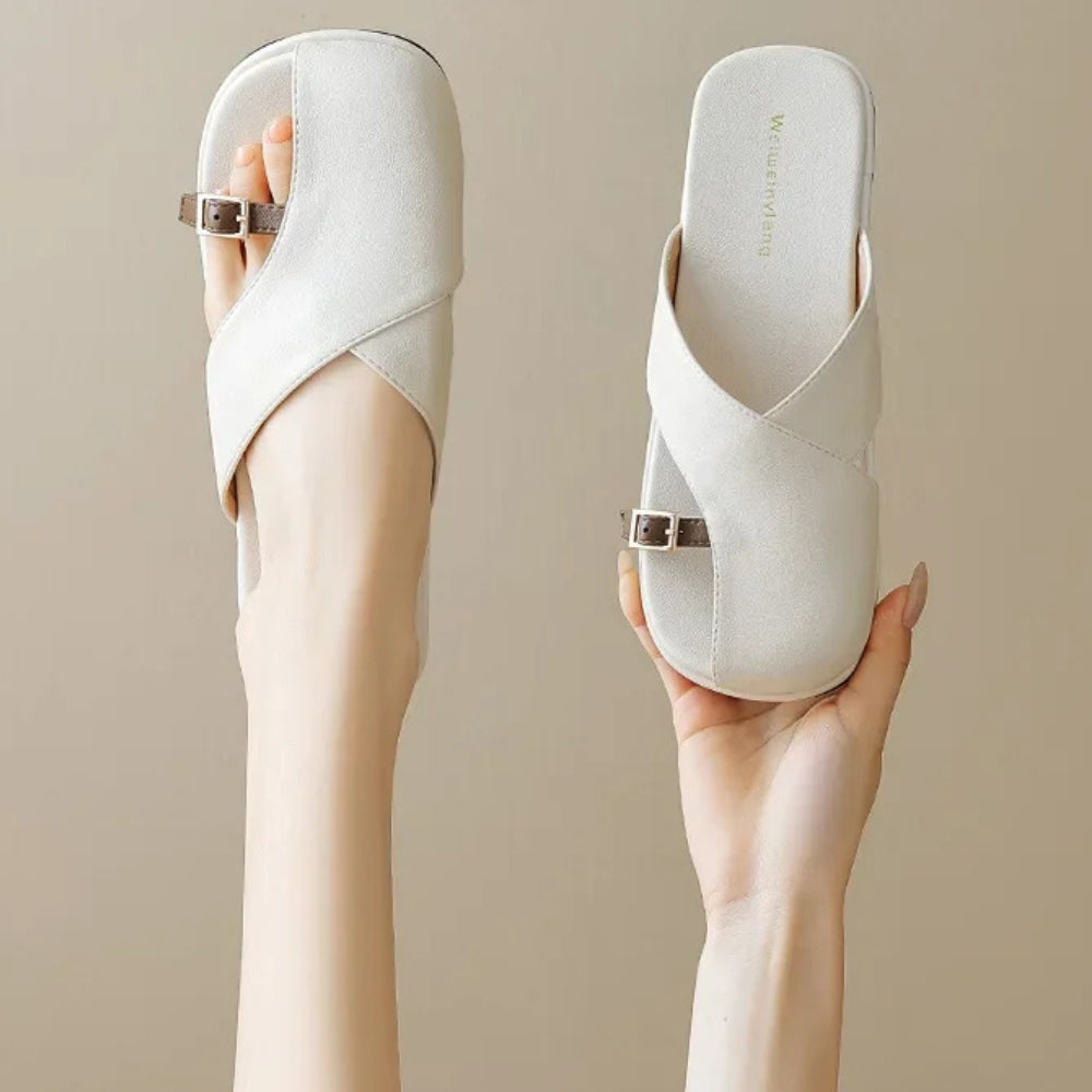 Nefari Crossover Sculpted Sandals