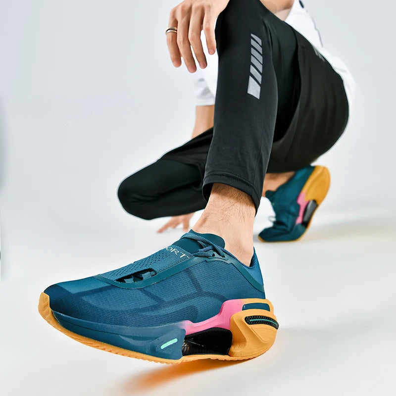 Kaien Verge Sneakers