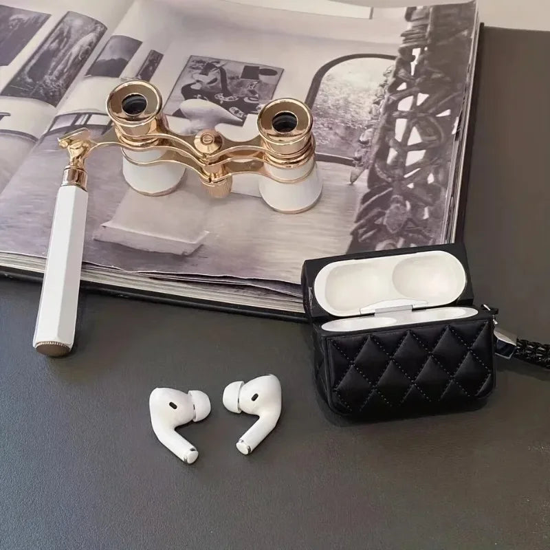 Victoria Quilted Case